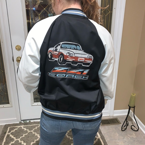 Coach Jacket - Picture 3 of 7